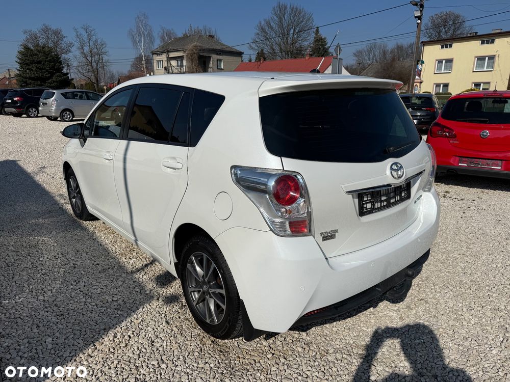 Toyota Verso 1.8 5-Sitzer Executive - 5