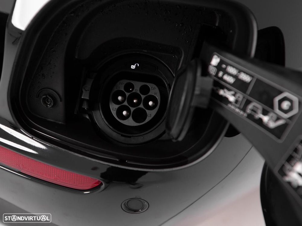 Mercedes-Benz E 300 de 4Matic 9G-TRONIC - 15