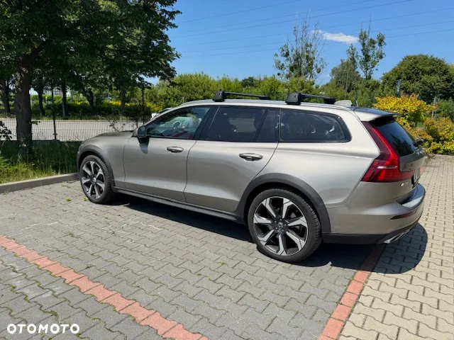 Volvo V60 Cross Country D4 AWD - 10