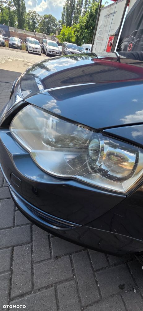 Volkswagen Passat 2.0 TDI Highline - 25