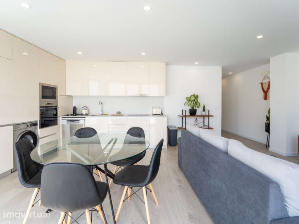 Apartamento T2 Novo para Arrendamento Mobilado - Grande imagem: 5/24