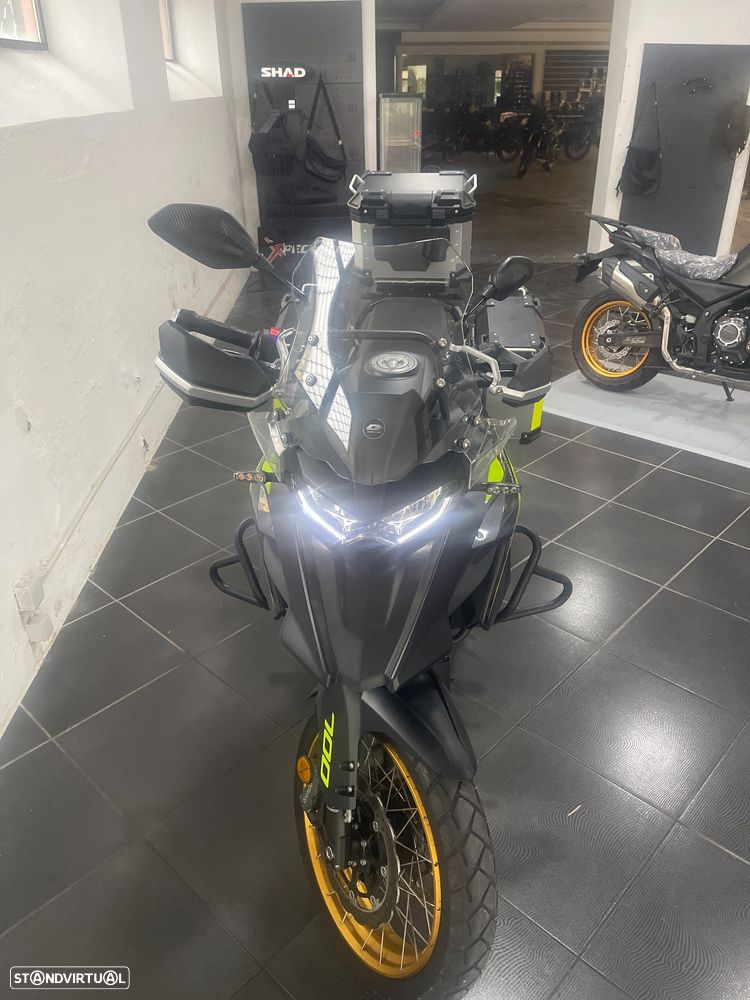 QJ Motor SRT 700X - 4