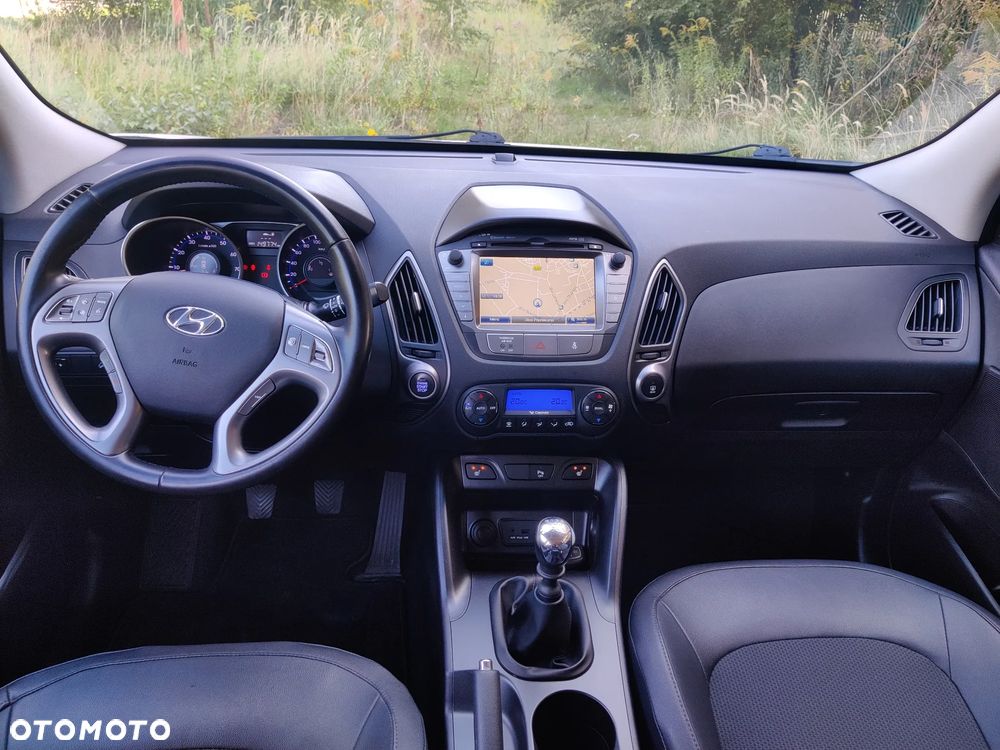 Hyundai ix35 - 23