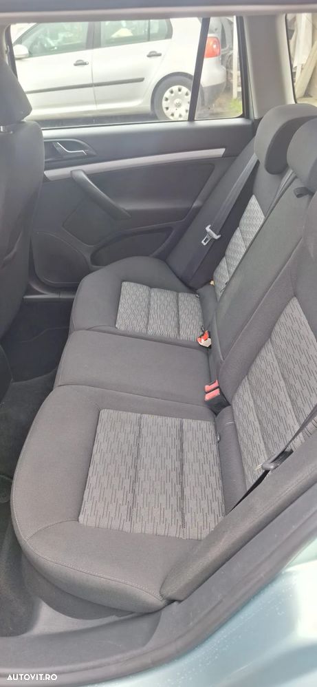 Skoda Octavia 1.2 TSI ACTIVE DSG - 11