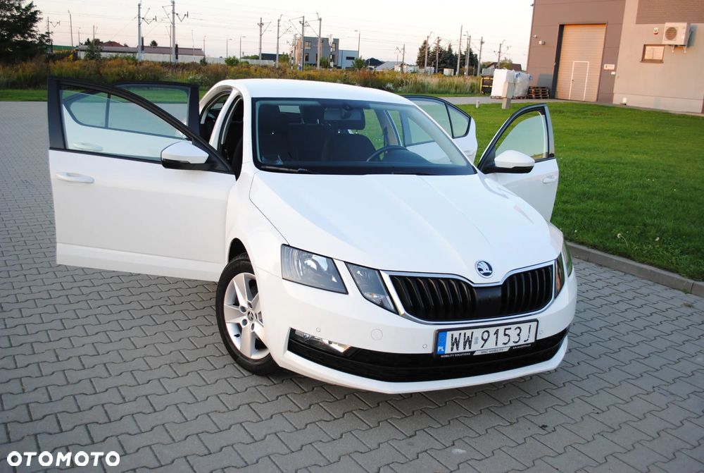 Skoda Octavia 1.5 TSI ACT Style DSG - 22