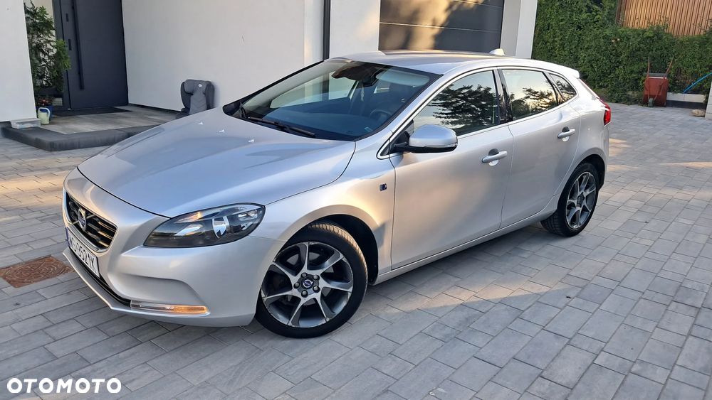 Volvo V40 D2 Drive-E Ocean Race - 4