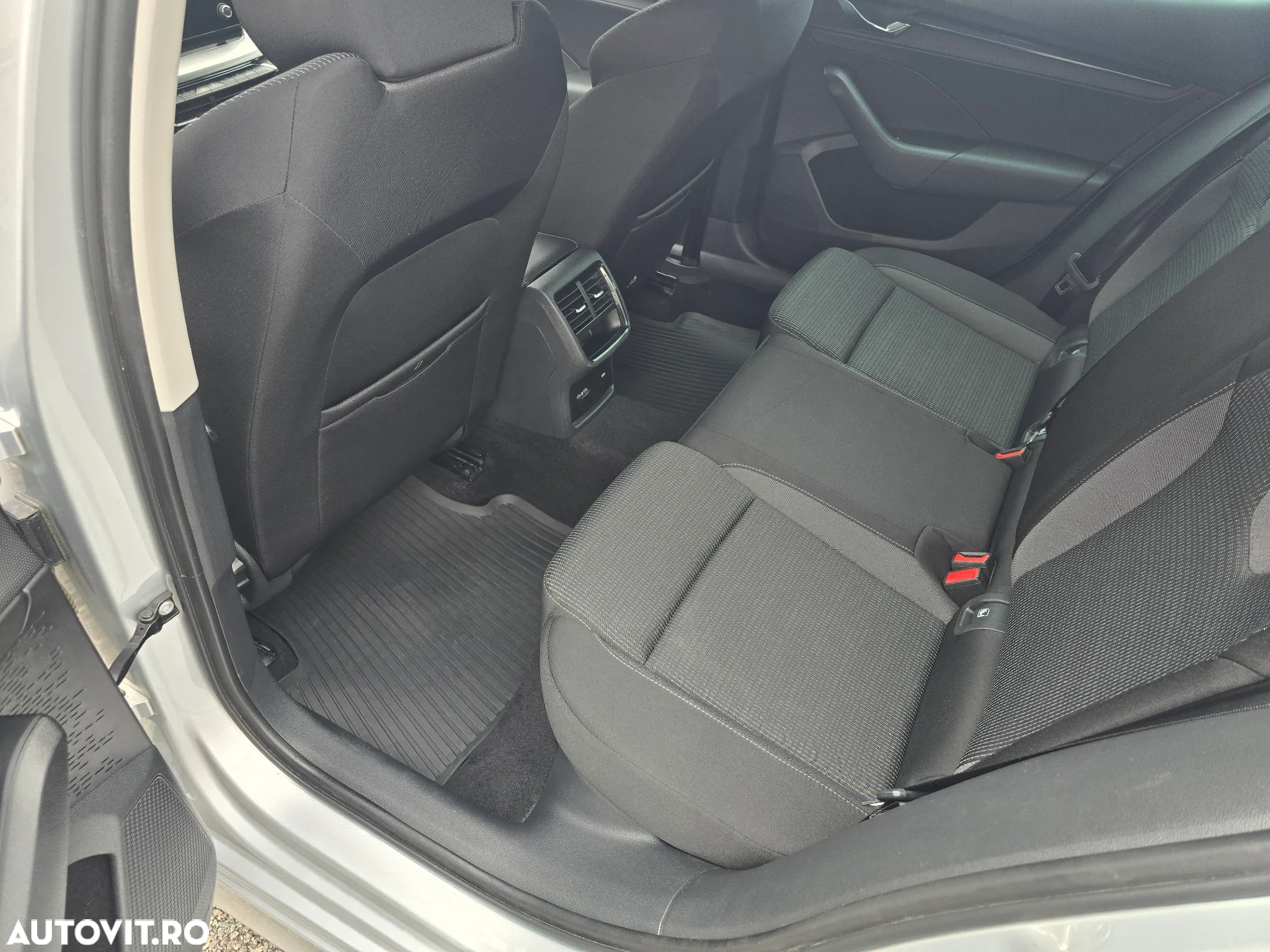 Skoda Octavia 1.5 TSI Ambition - 9