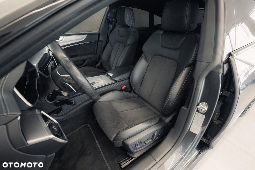 Audi A7 Sportback - 13