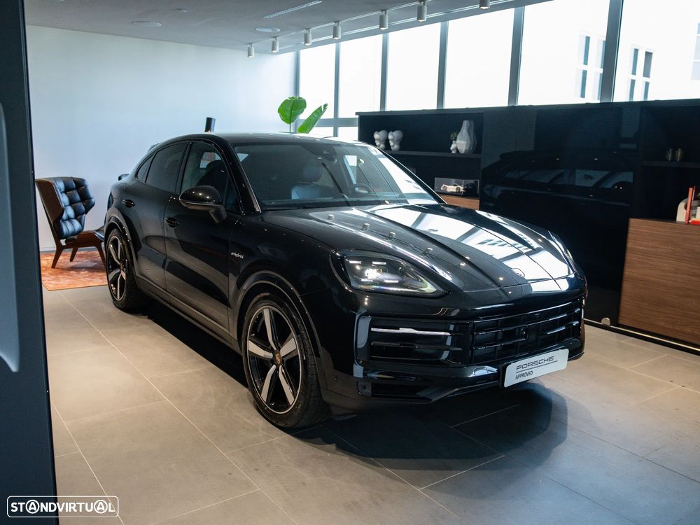Porsche Cayenne Coupé E-Hybrid - 2