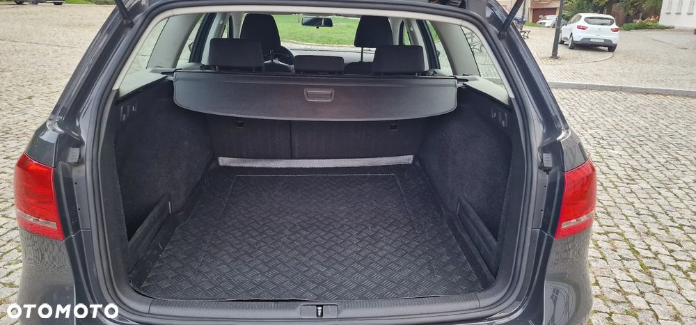 Volkswagen Passat 2.0 TDI 4Motion Comfortline - 15