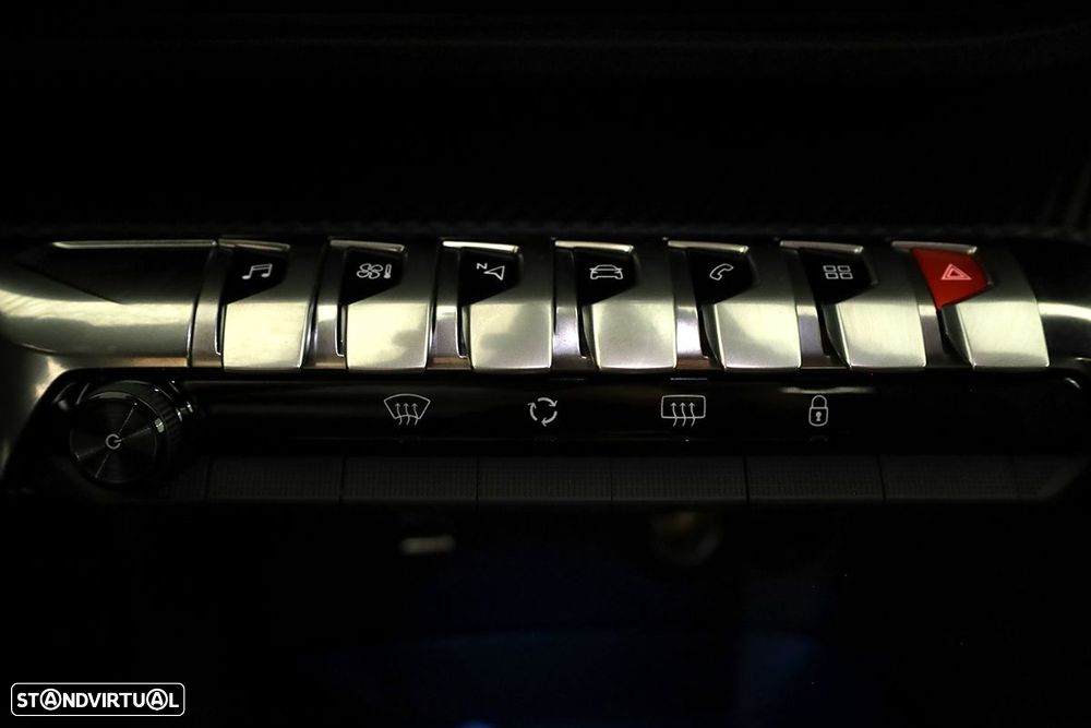 Peugeot 3008 1.2 Hybrid Allure Pack e-DCS6 - 14