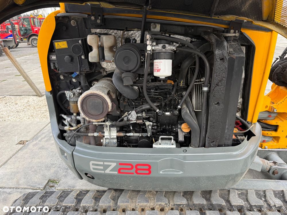 Wacker Neuson EZ28 - 12