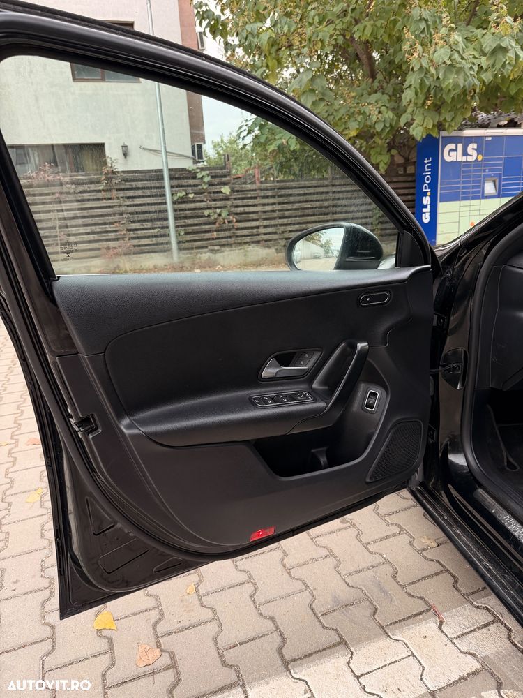 Mercedes-Benz A 180 d 8G-DCT - 11