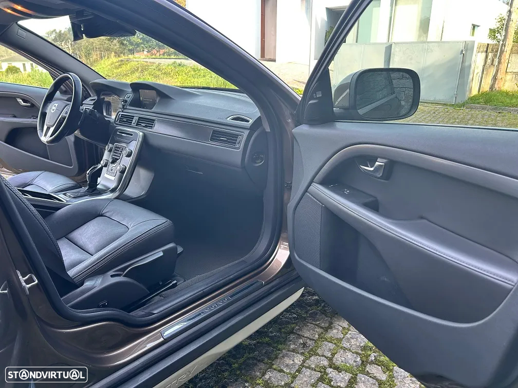 Volvo XC 70 2.0 D4 Summum Dynamic Geartronic - 18