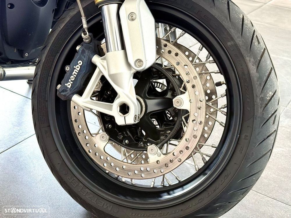 BMW R nineT - 11