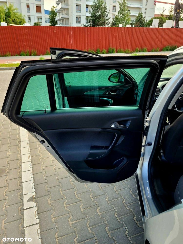 Opel Insignia 2.0 CDTI automatik Business Edition - 31