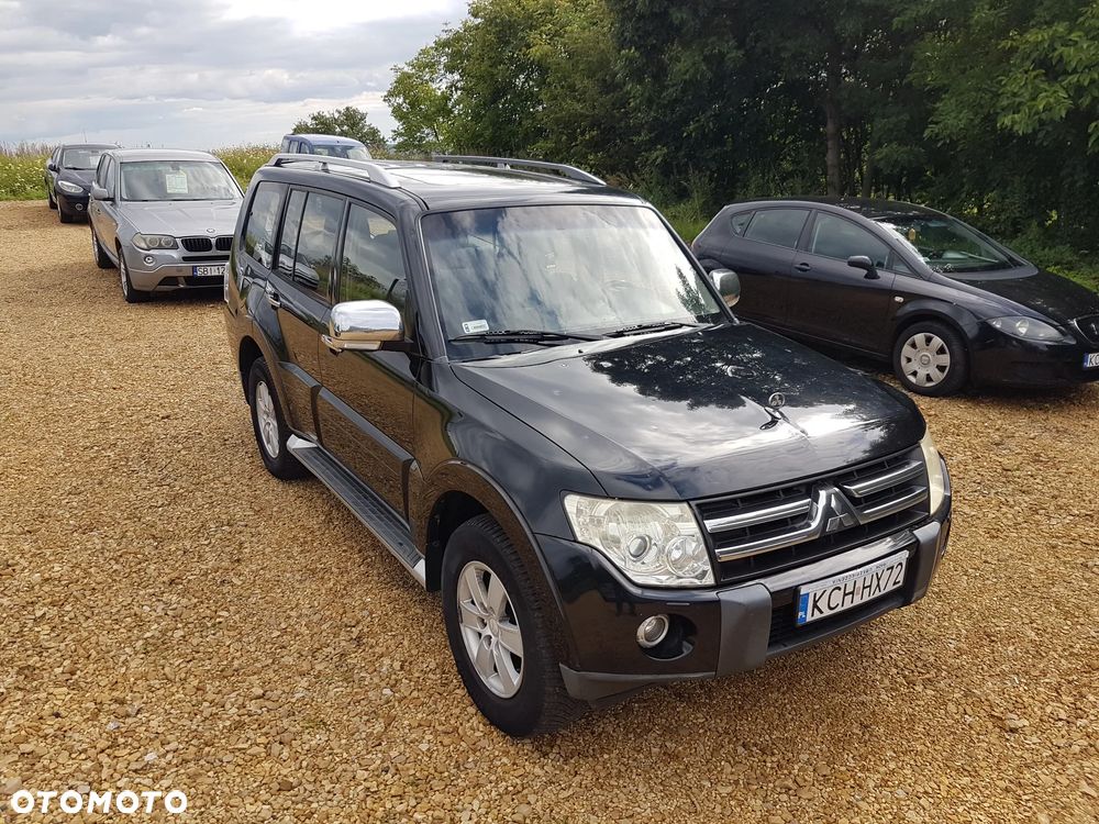 Mitsubishi Pajero 3.2 DI-D Automatik Intense - 2