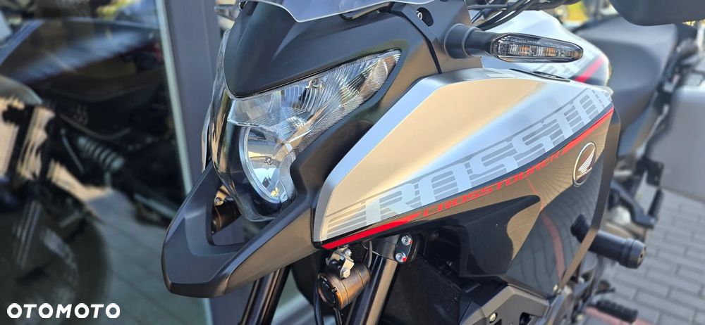 Honda VFR - 32
