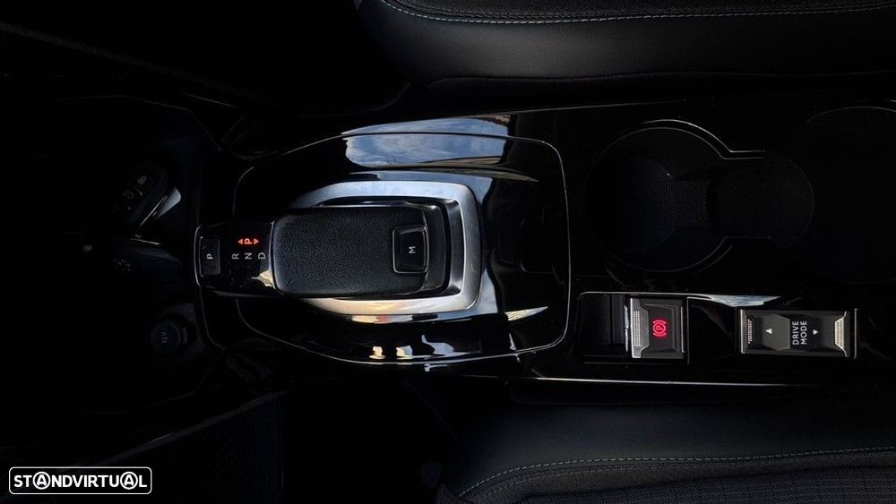 Peugeot 2008 1.5 BlueHDi Allure Pack EAT8 - 15