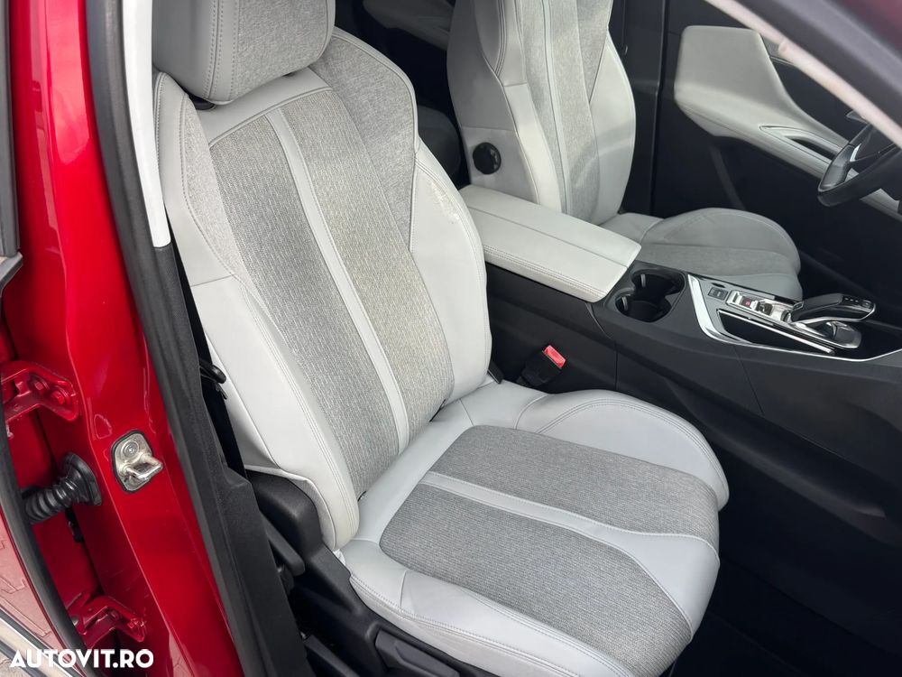 Peugeot 3008 BlueHDi 130 Stop & Start EAT8 Allure - 17