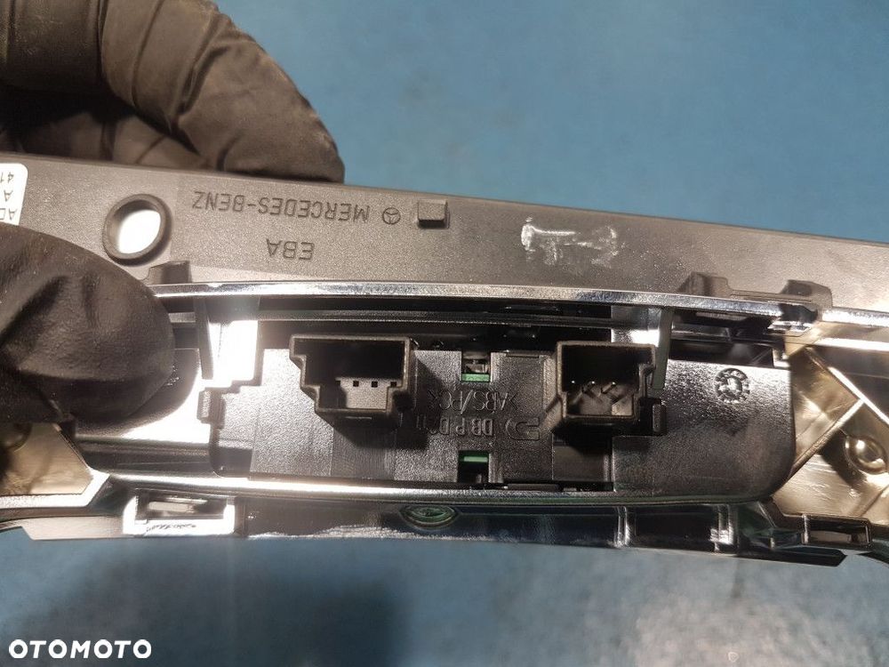 MERCEDES W204 RAMKA DRĄŻKA ZMIANY BIEGÓW A2046803407 - 4