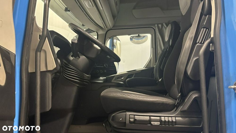 Ford F-MAX - 9