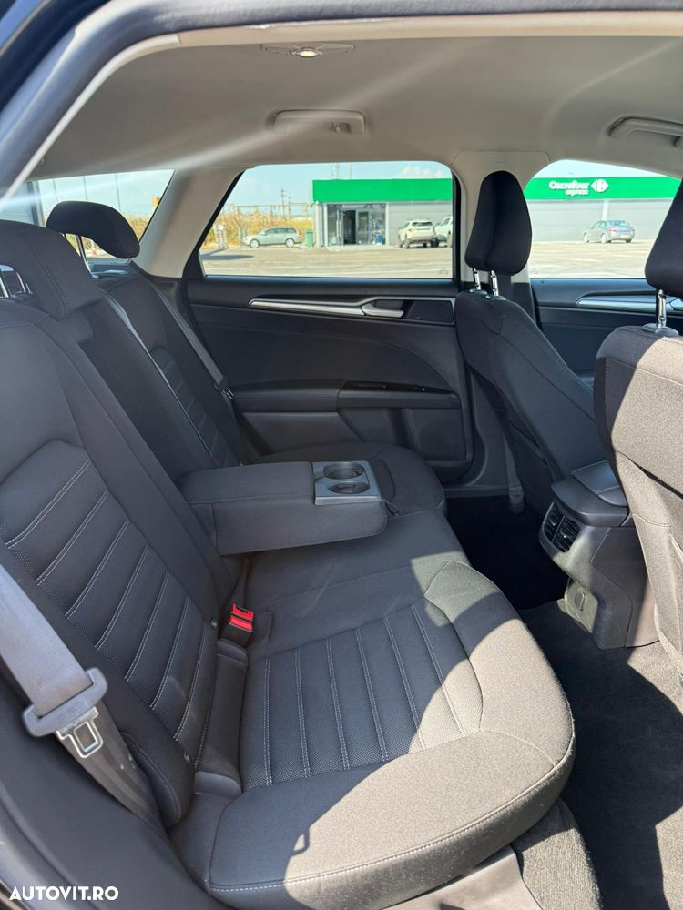 Ford Mondeo - 4