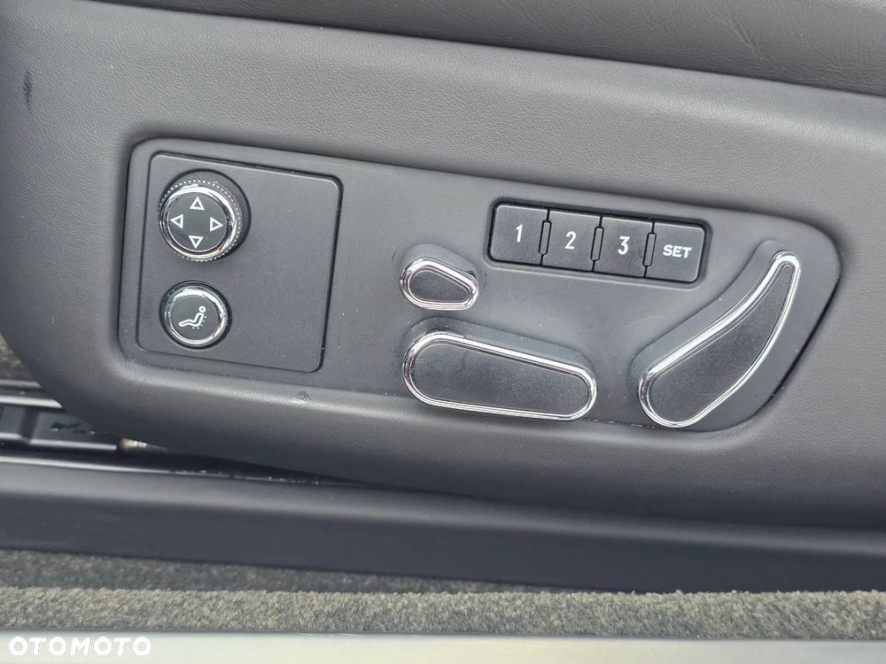 Bentley Continental GT Speed - 32