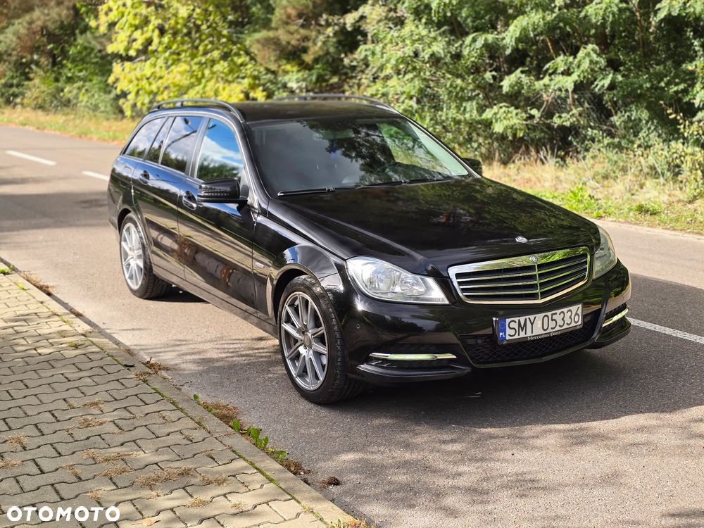 Mercedes-Benz Klasa C 180 CGI BlueEff Avantgarde - 11
