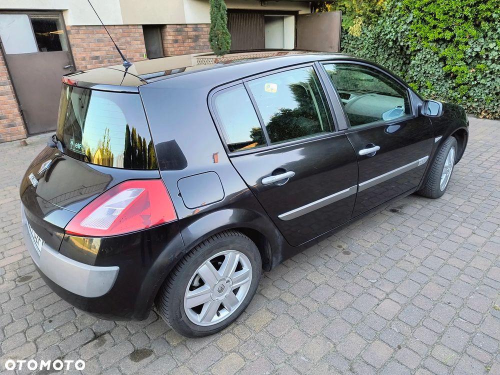 Renault Megane 1.9 dCi Dynamique - 5