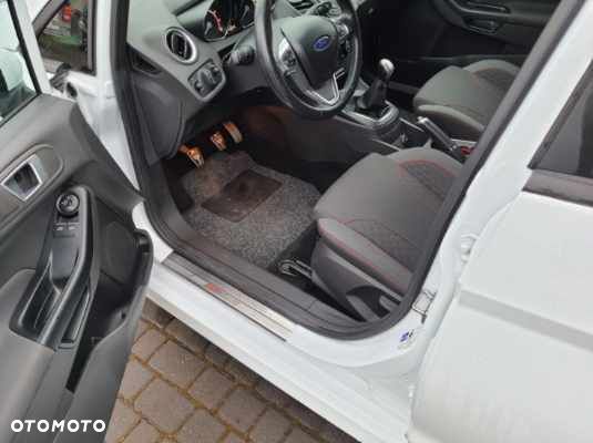 Ford Fiesta 1.0 EcoBoost ST-Line - 4