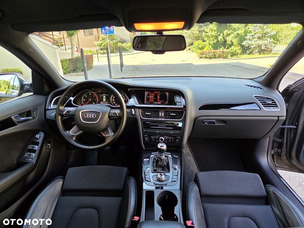 Audi A4 Limousine 2.0 TDI - 31