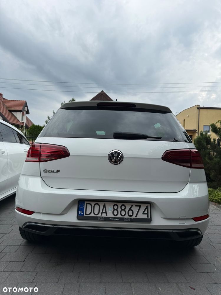 Volkswagen Golf - 2