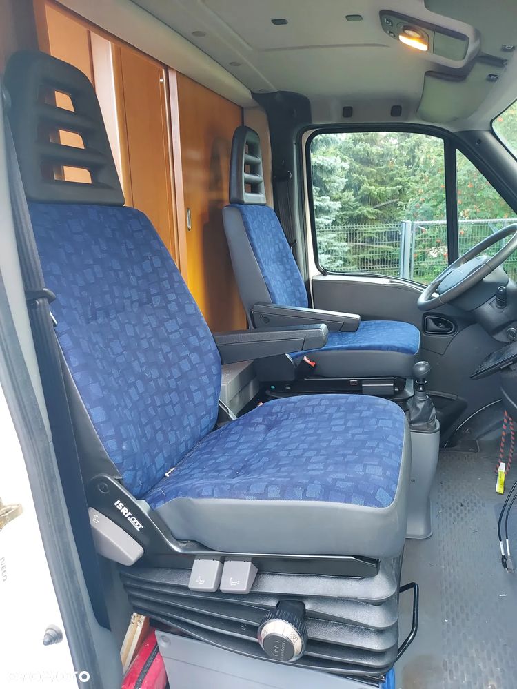 Iveco Phoenix A7200 - 13