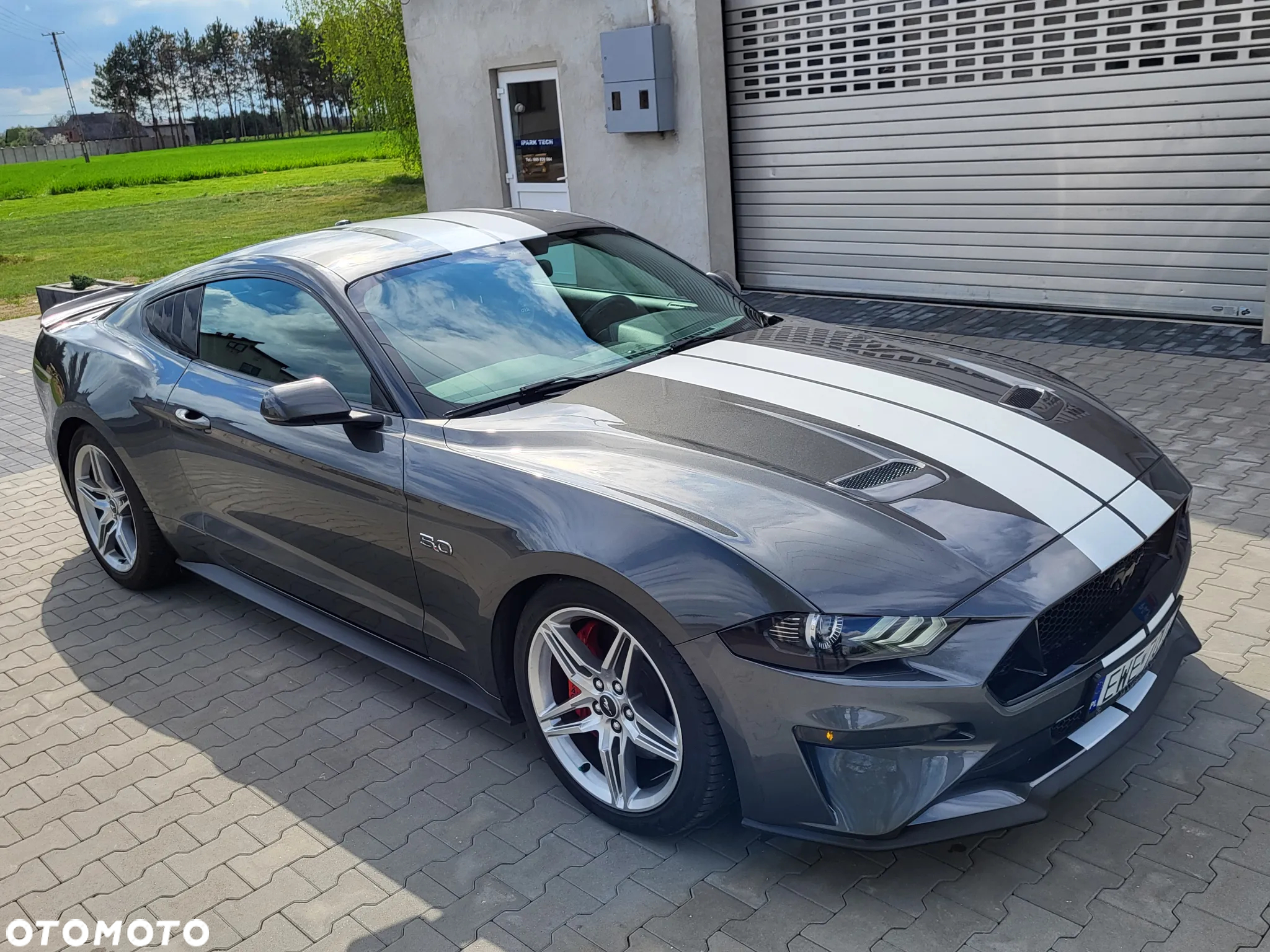 Ford Mustang 5.0 V8 GT - 2
