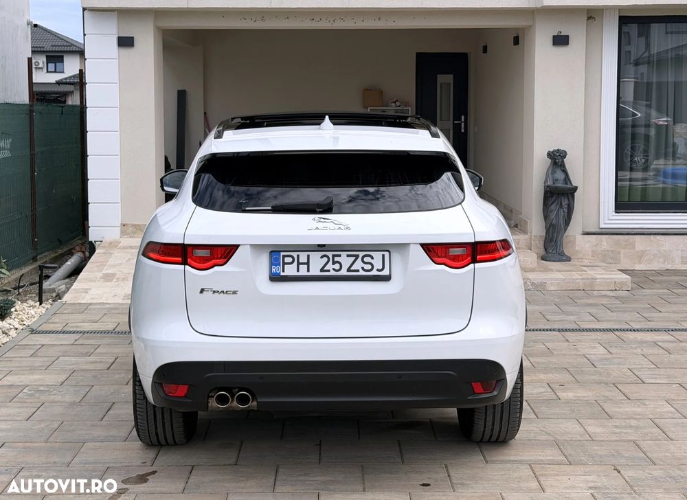 Jaguar F-Pace 20d AWD R-Sport - 6