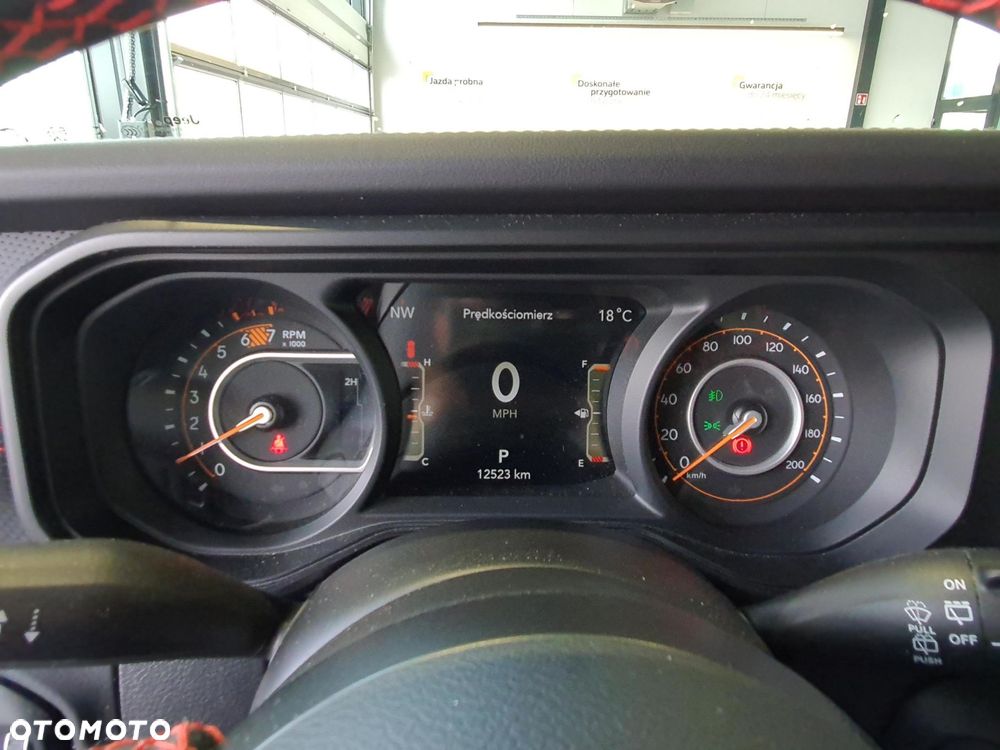 Jeep Wrangler Unlimited GME 2.0 Turbo Rubicon - 12