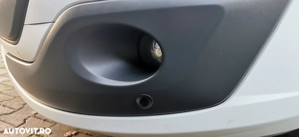 Ford Transit Custom 330 L2H2 VA Trend - 25