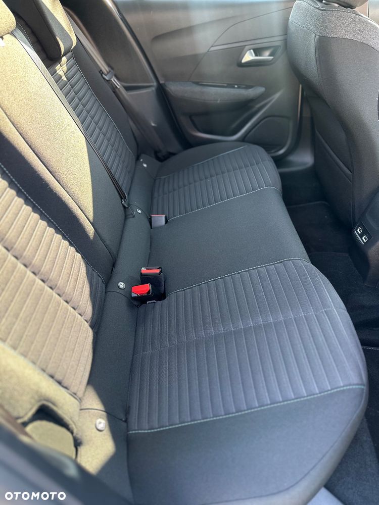 Peugeot 208 50kWh Style - 14