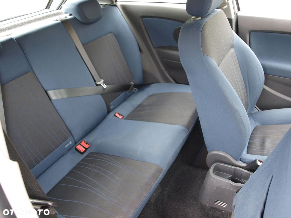 Opel Corsa - 25