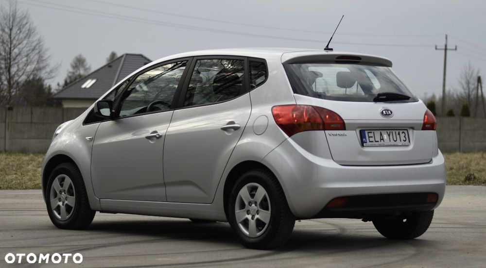 Kia Venga 1.4 L - 12