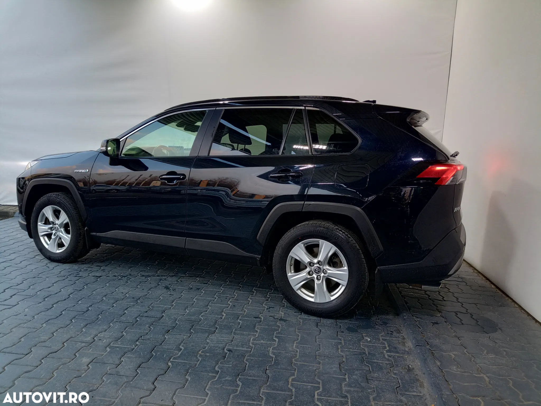 Toyota RAV4 2.5 Hybrid VVT-iE 4x2 Dynamic - 3