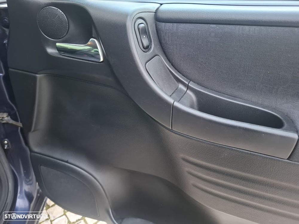 Opel Zafira 2.0 DTi Elegance - 37