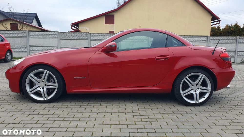 Mercedes-Benz SLK 200 BlueEFFICIENCY 7G-TRONIC Roadster pur - 9