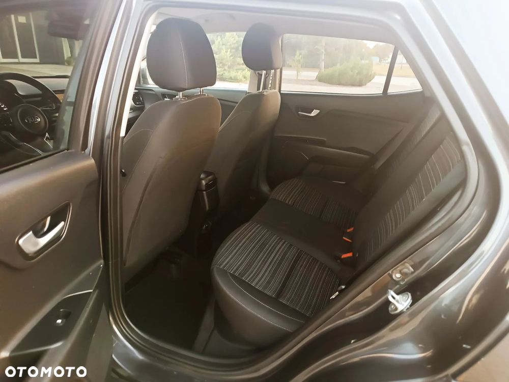 Kia Stonic - 14
