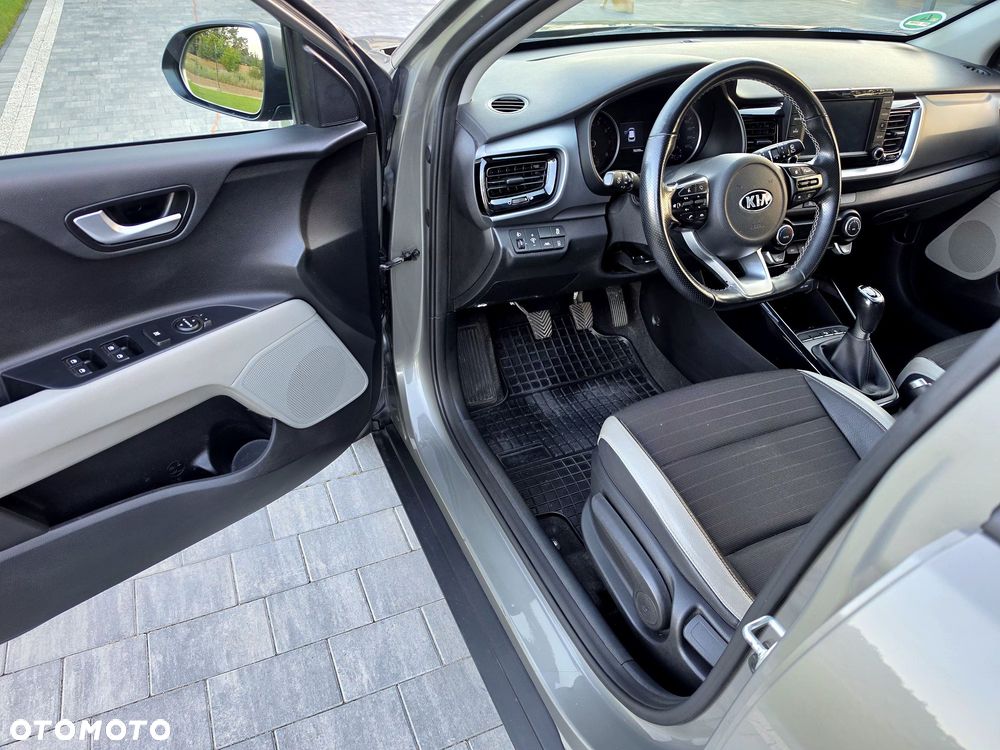 Kia Stonic 1.4 L - 15