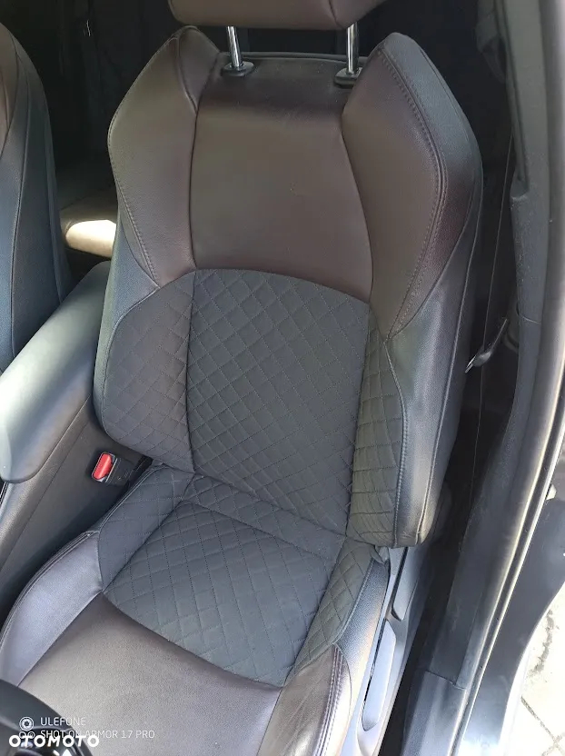 Toyota C-HR - 8