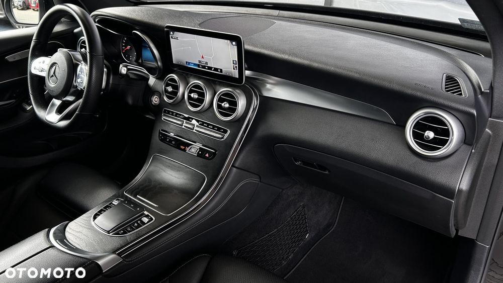 Mercedes-Benz GLC 200 - 22