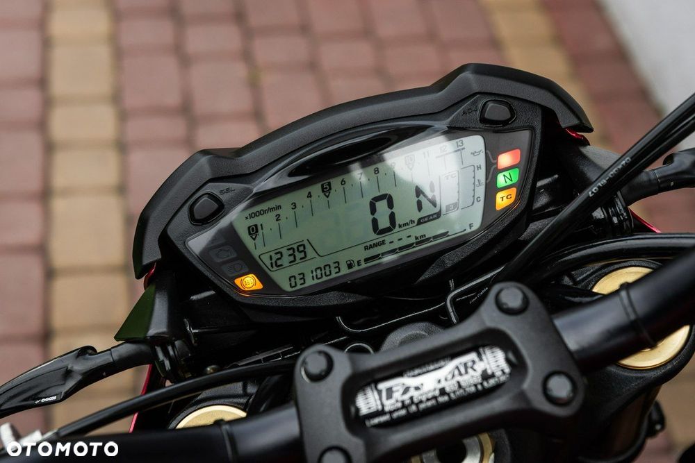 Suzuki GSX - 10
