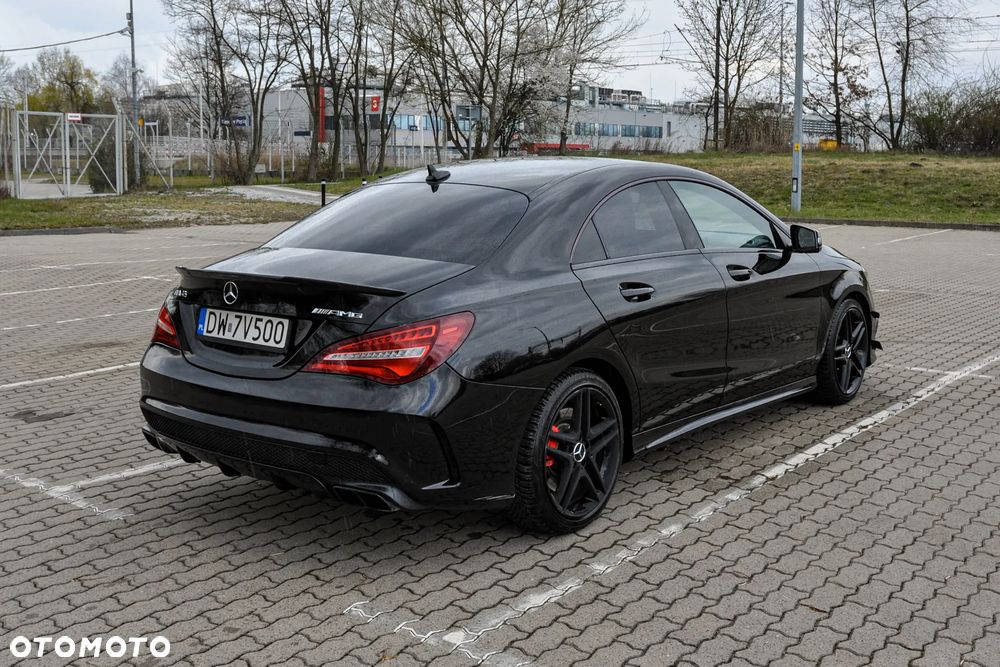Mercedes-Benz CLA AMG 45 4-Matic - 4
